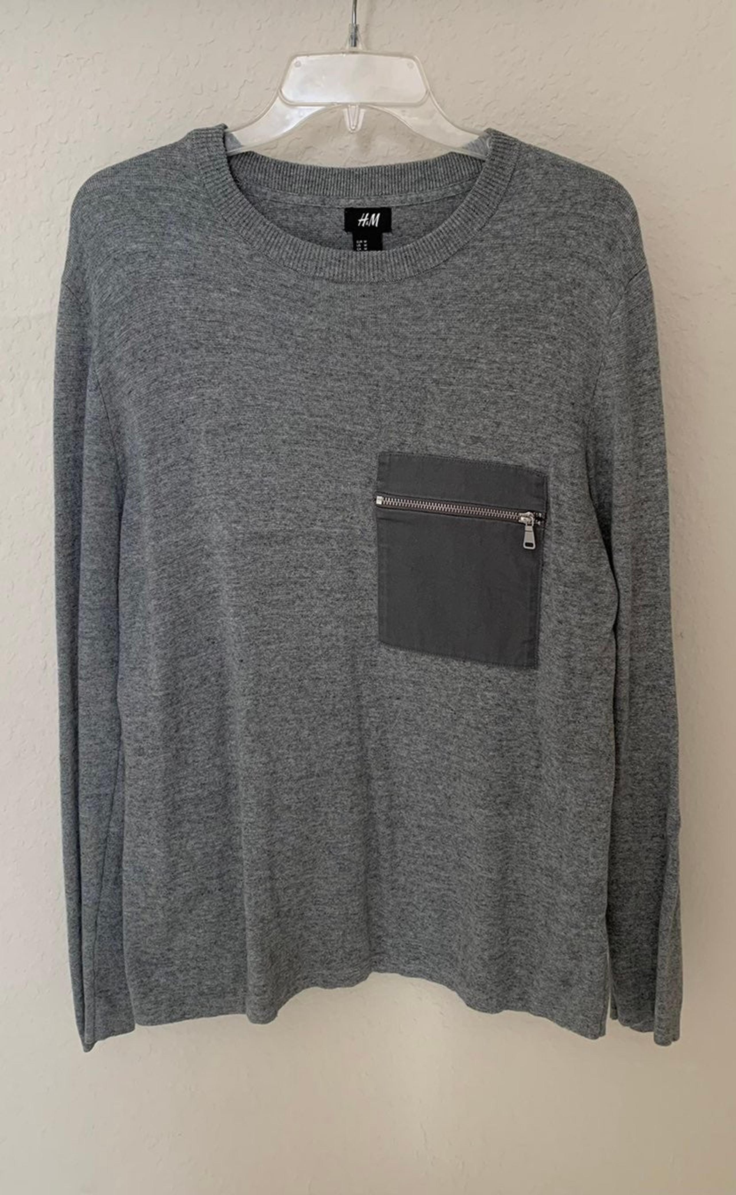 H&M Men’s Long Sleeves Shirt Size Medium