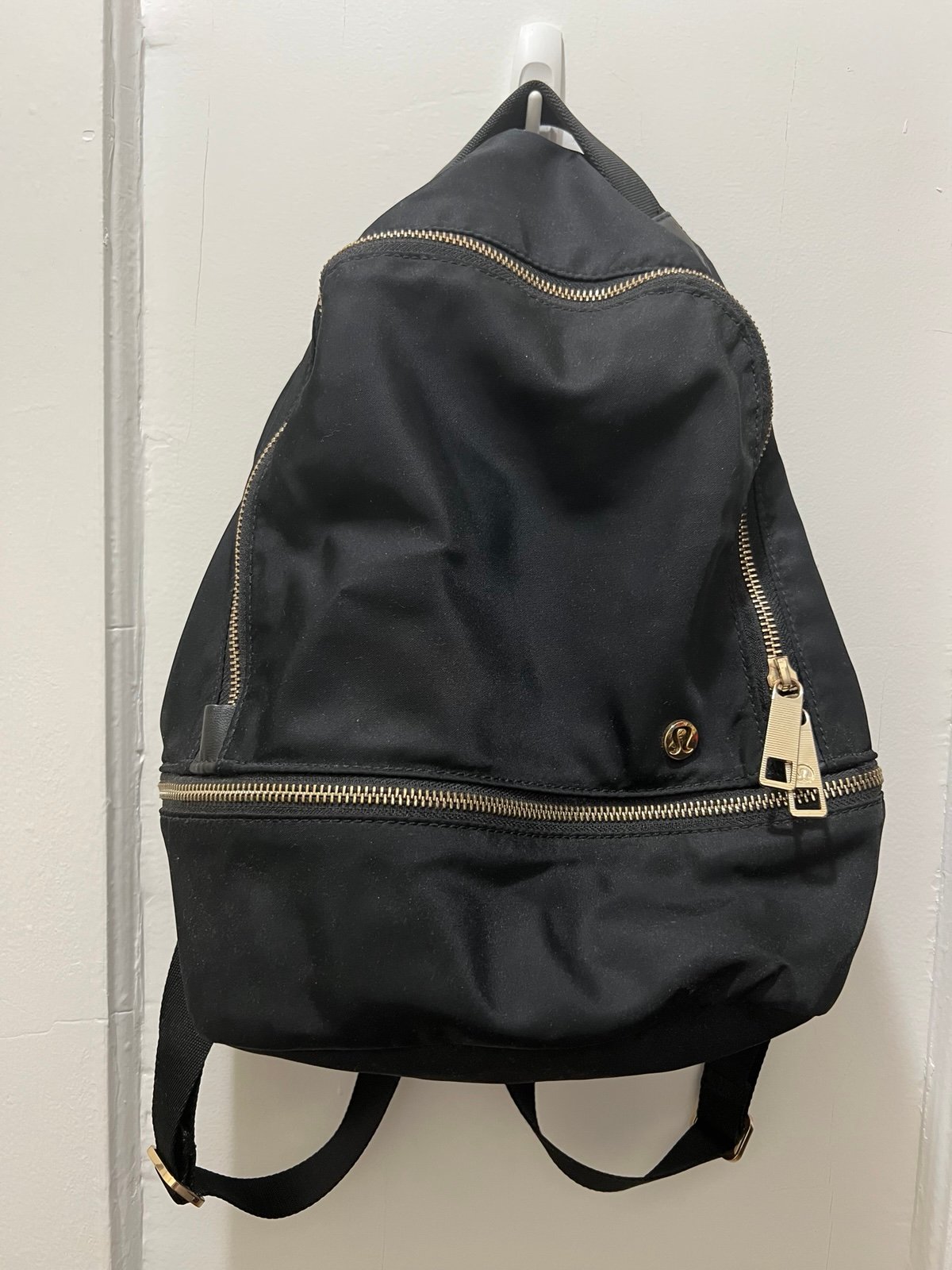 Lululemon city adventure backpack mini 11 L