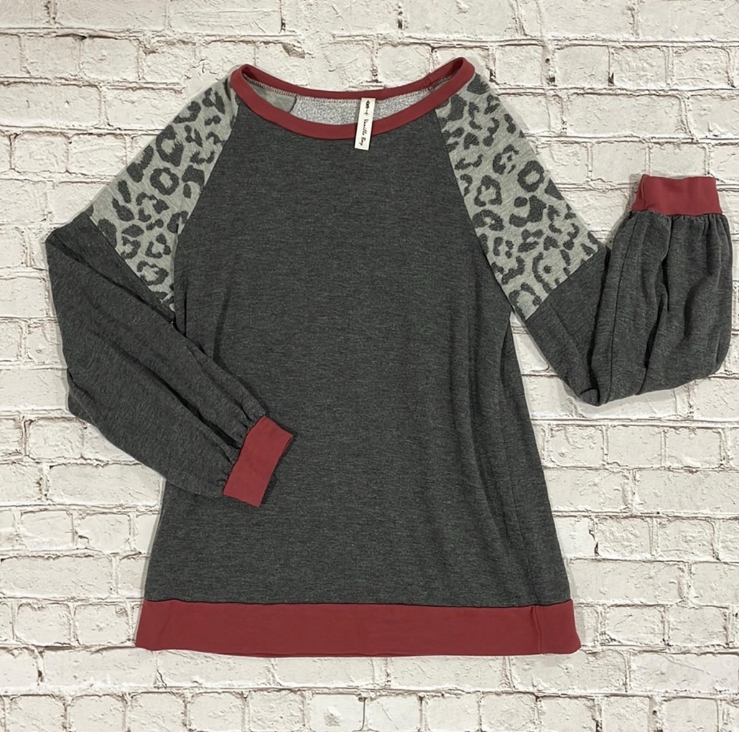VANILLA BAY Gray & Leopard Print Sweater-Size M