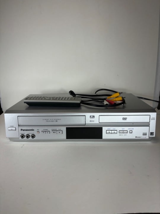 Panasonic PV-D4734S DVD VHS VCR Combo Player Recorder