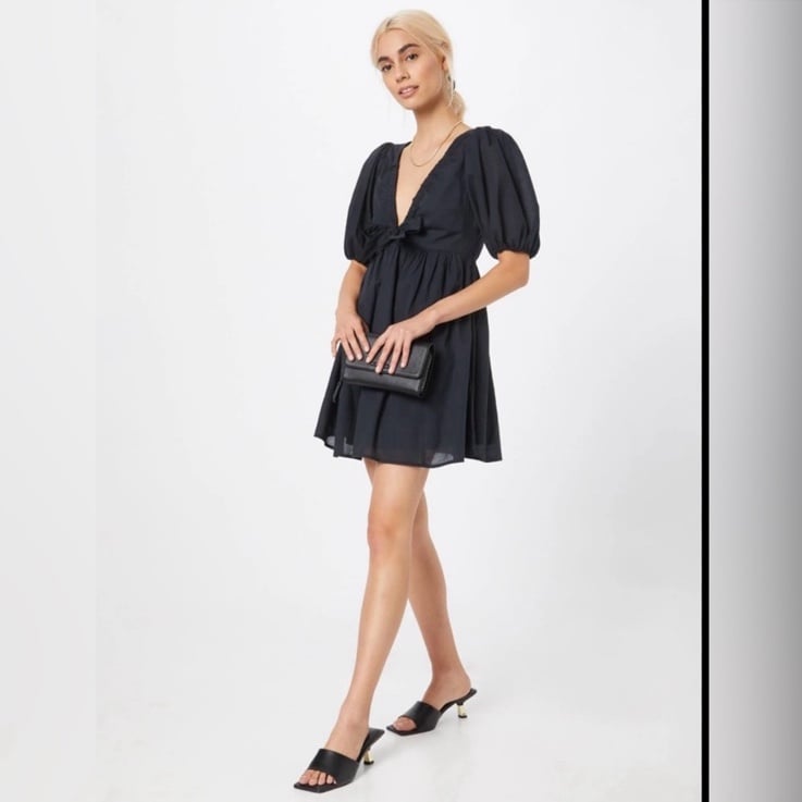 Red Abercrombie & Fitch Dress