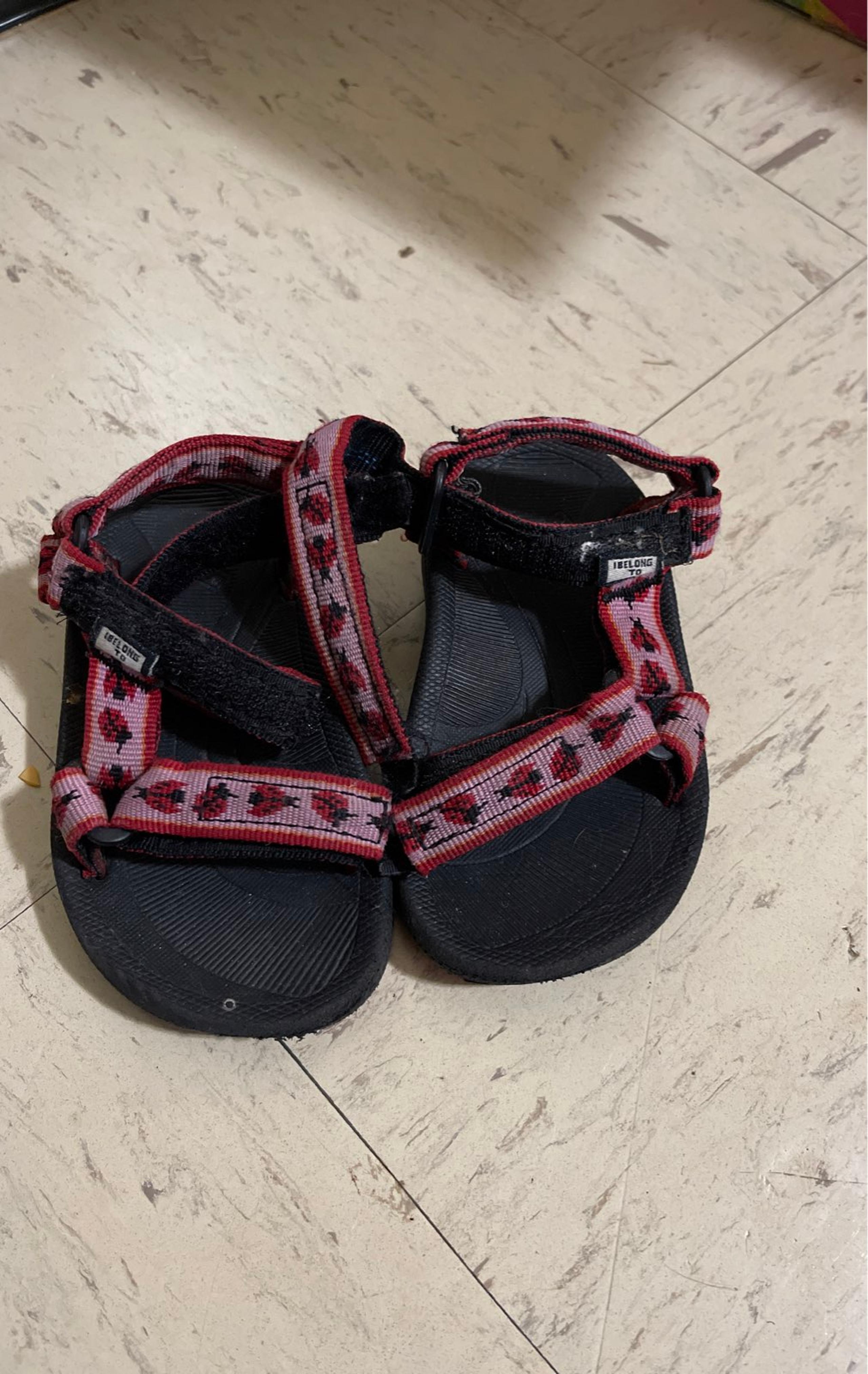 Kid shoes