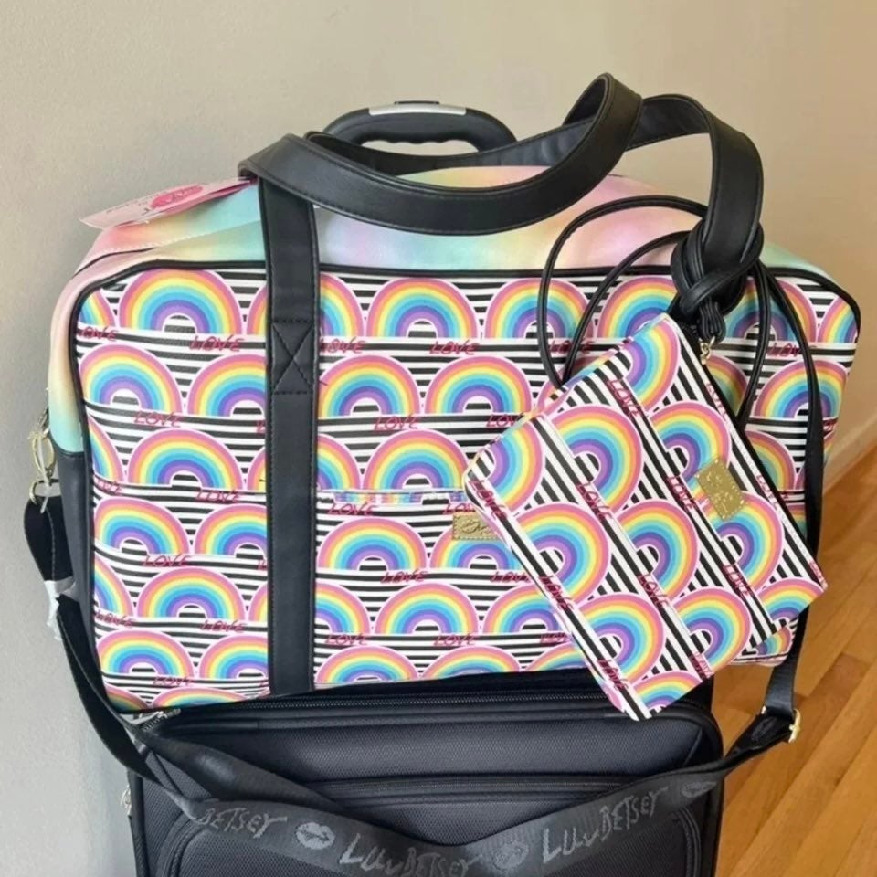 Betsey Johnson Rainbow Travel Weekender / Xbody