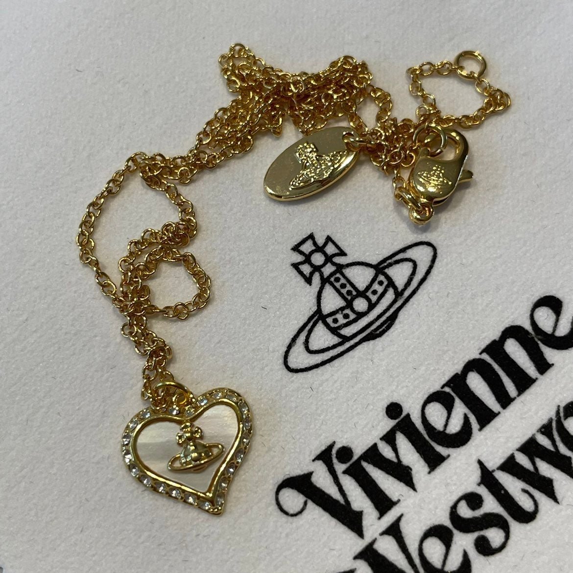 ★Vivienne Westwood★ Petra Necklace Gold White Pearl Crysta Vivienne Westwood Petra white heart crystal gold necklace