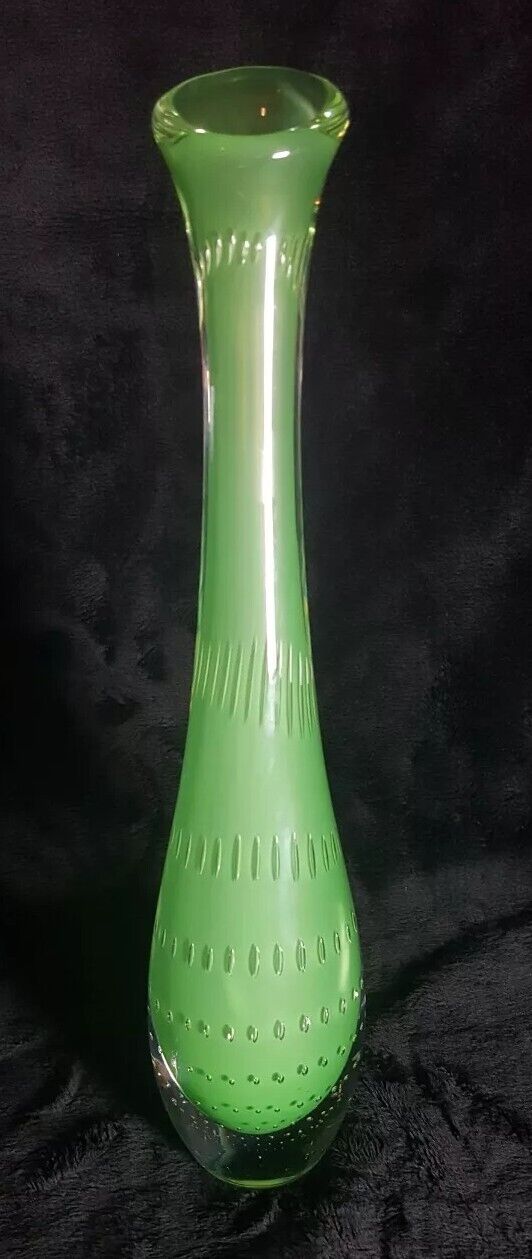KOSTA : VICKE LINDSTRAND Bullicante Swung Vase Stretch Glass MCM