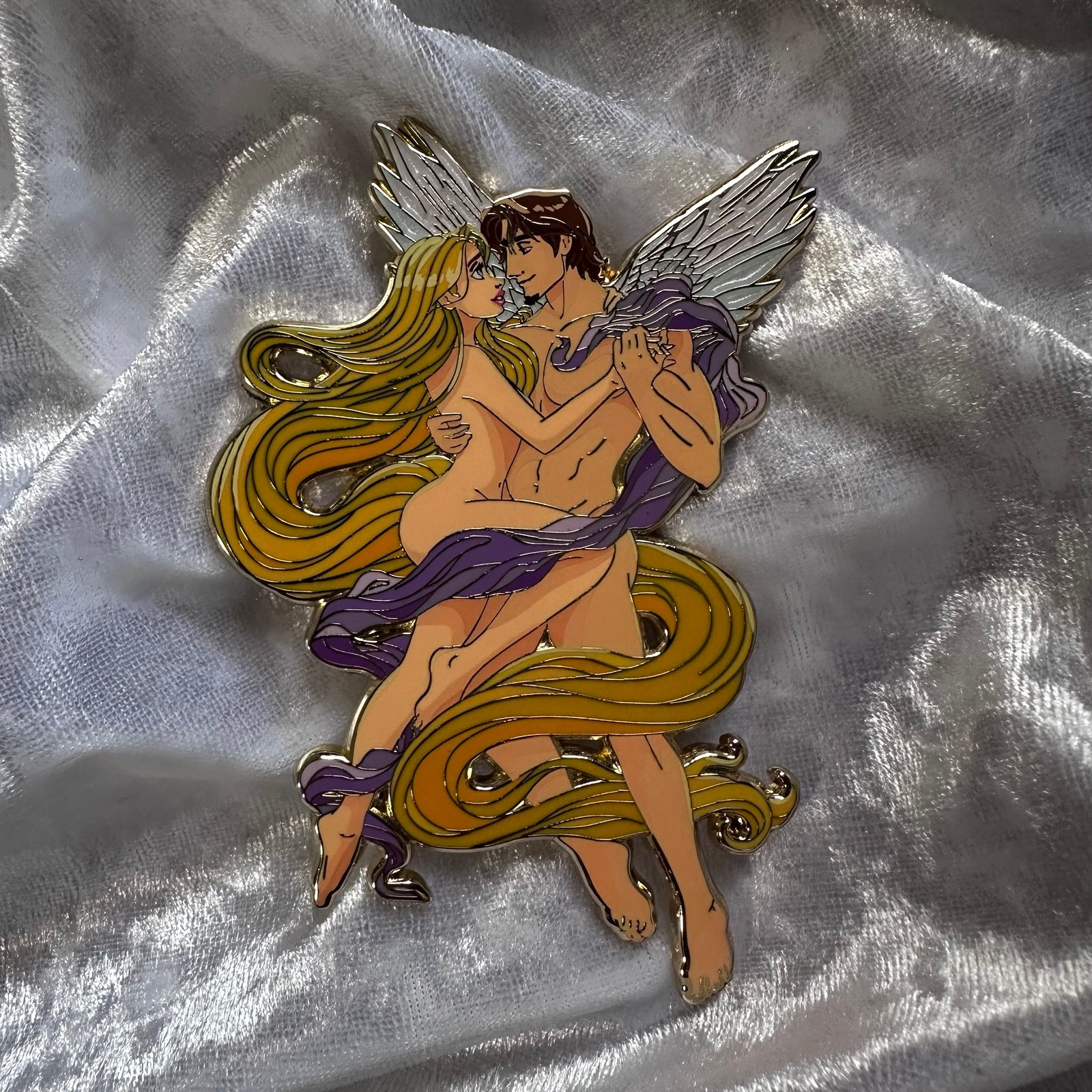 Tangled Rapunzel and Flynn Rider Enamel Pin