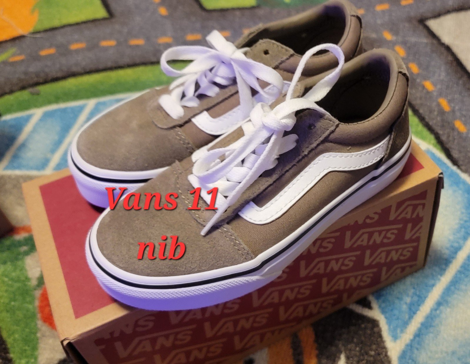 Kids Tan vans