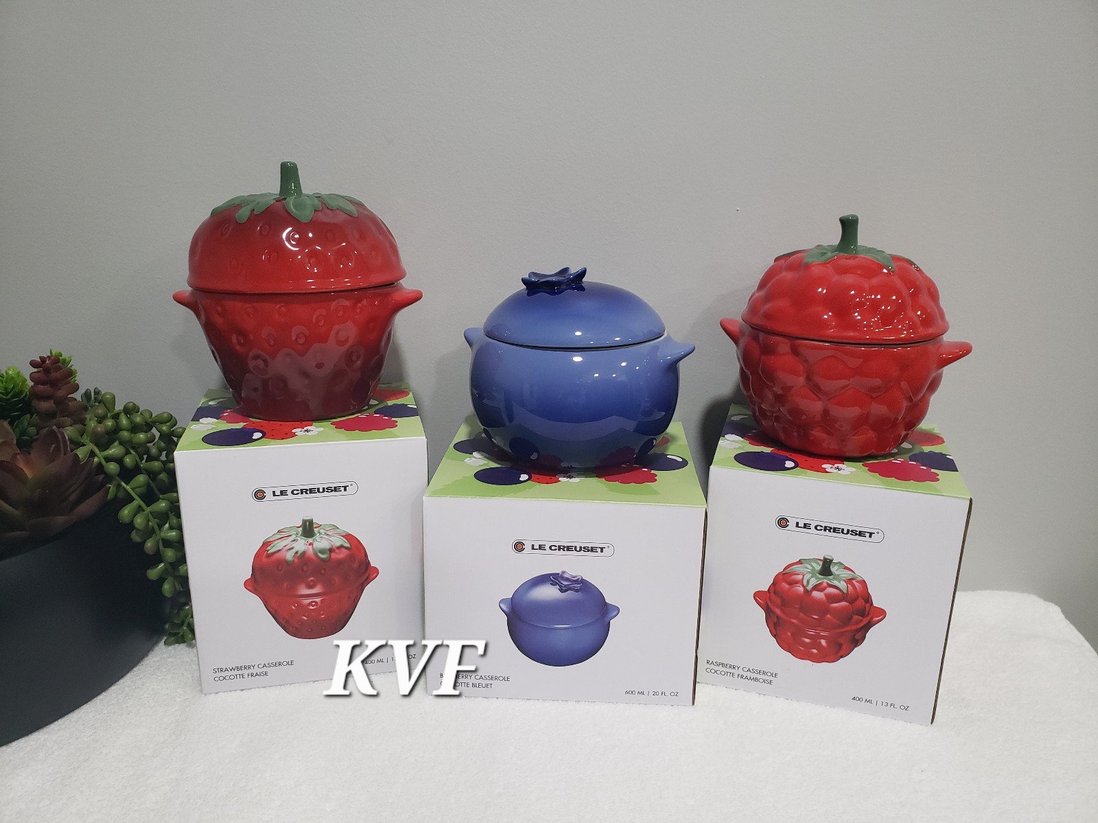 Set of 3 Berry Cocotte Blueberry Raspberry Strawberry Le Creuset Berries NIB