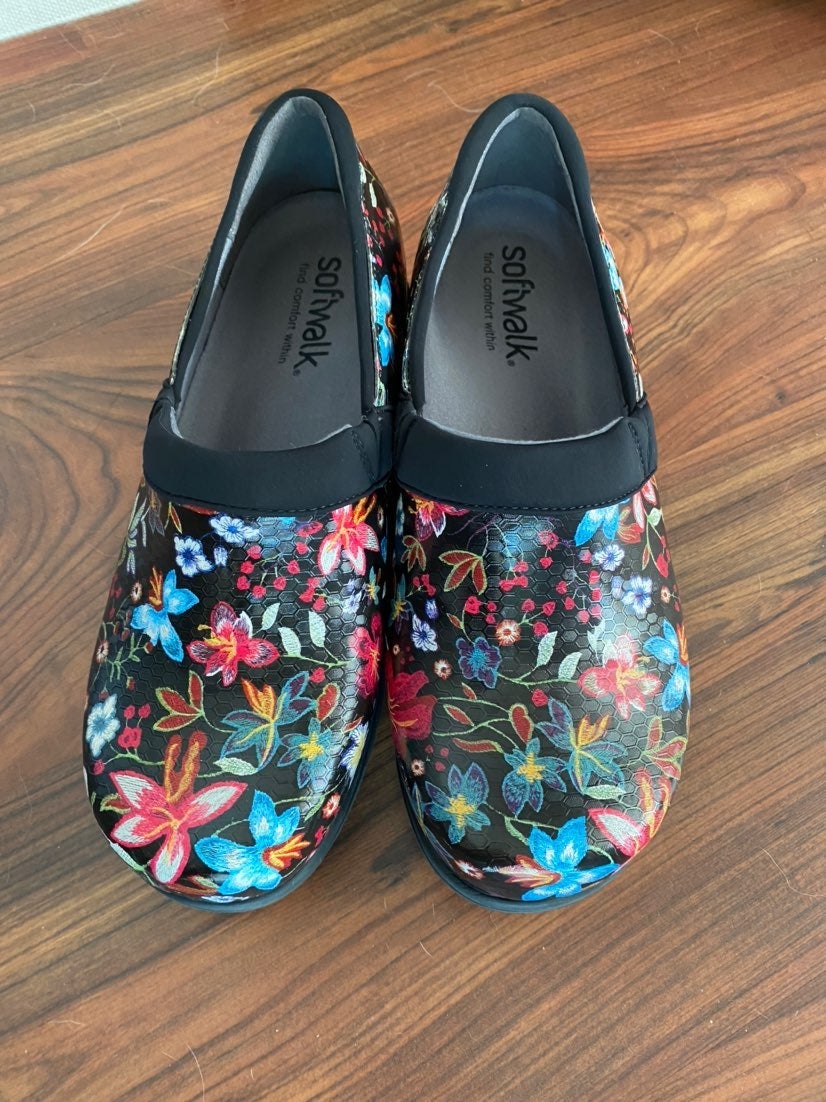 women shoes size 10
