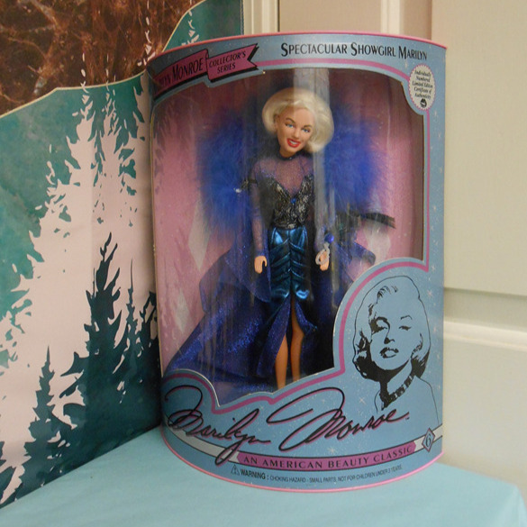 Marilyn Monroe Collector's Series Spectacular Showgirl Doll Limited Edition New