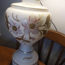 Vintage Floral Lamp Works Great