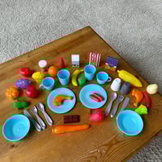 Step 2 Dishes & Play Food - 40 Pieces