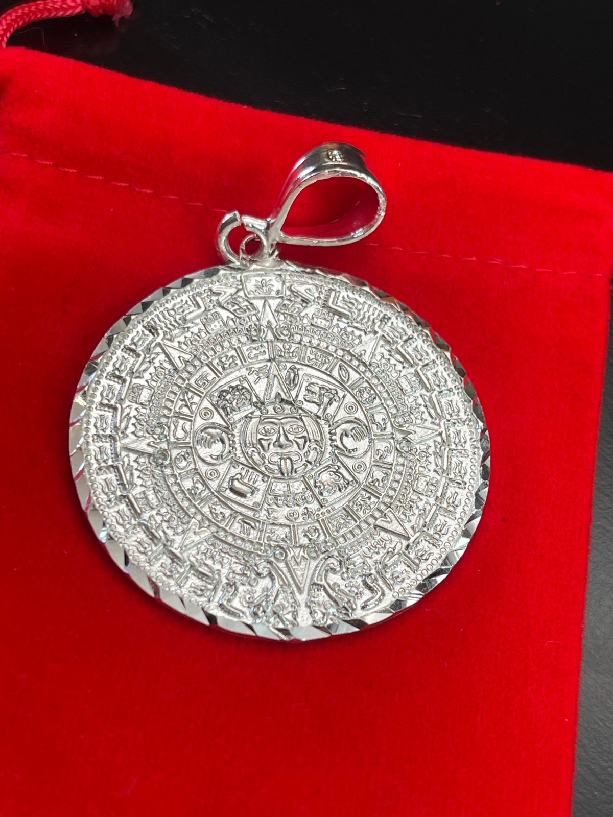 Sterling silver 925 Aztec Mexican calendar pendant