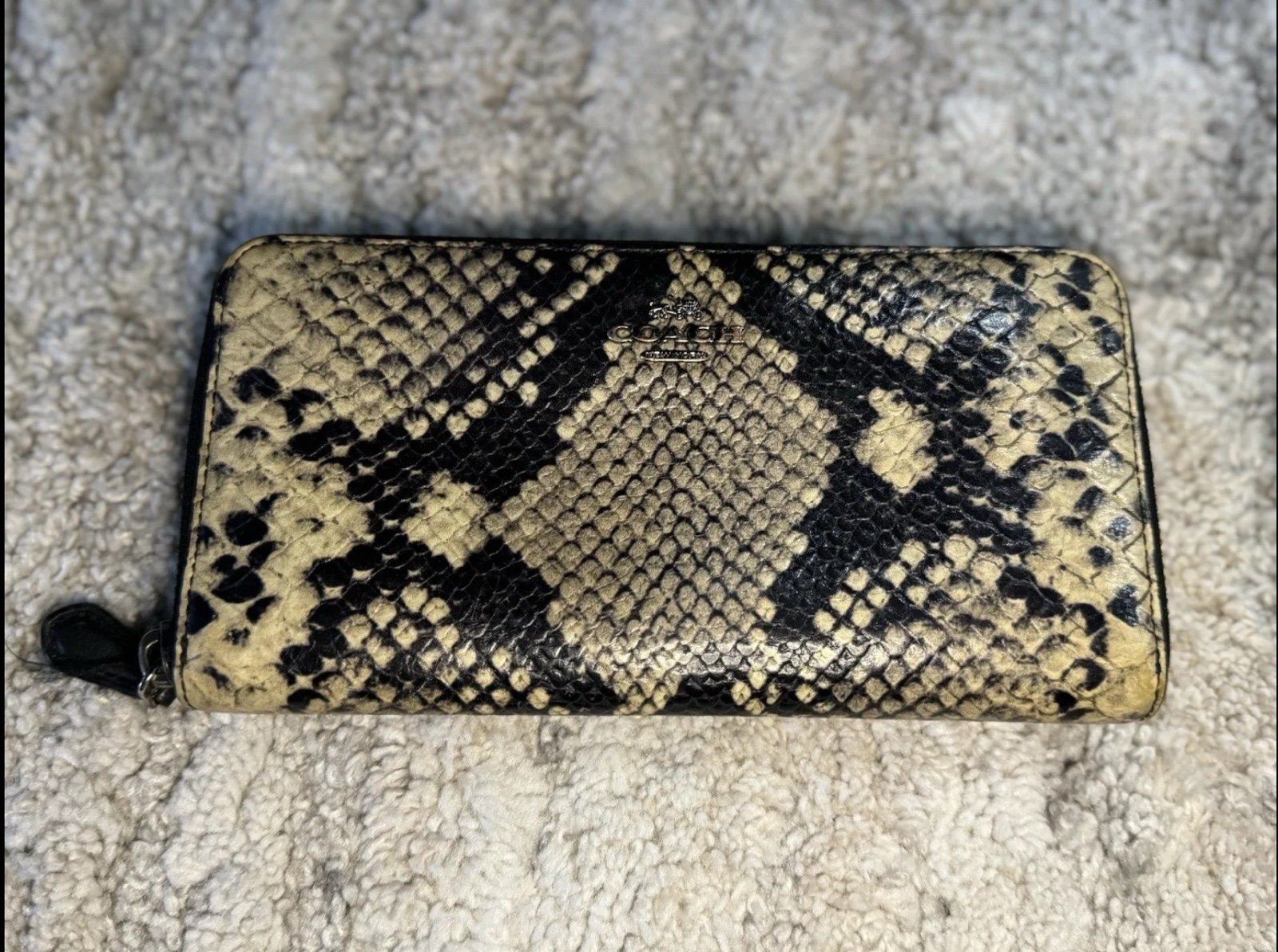 Coach Women’s Wallet Snake Skin