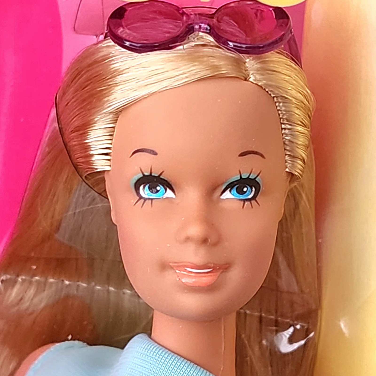 Malibu Barbie 2001 Reproduction Doll NIB Collectible Limited Edition