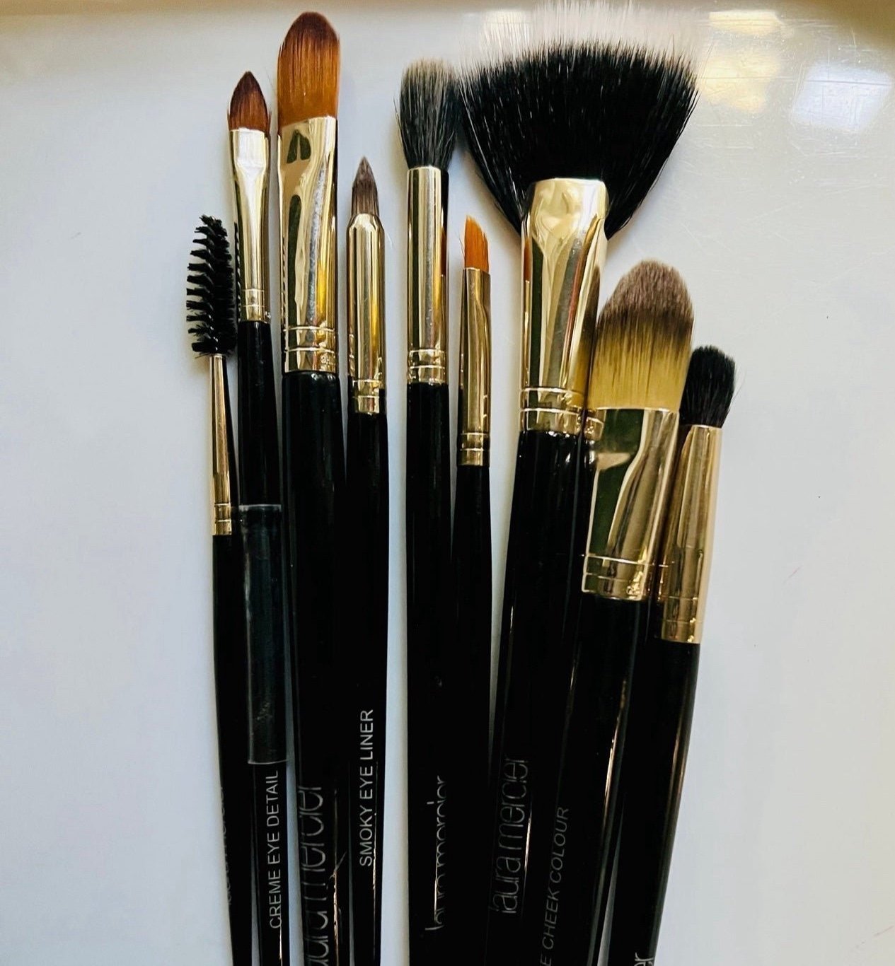 Beautiful Laura Mercier Brushes and Sharpeners plus free gift!