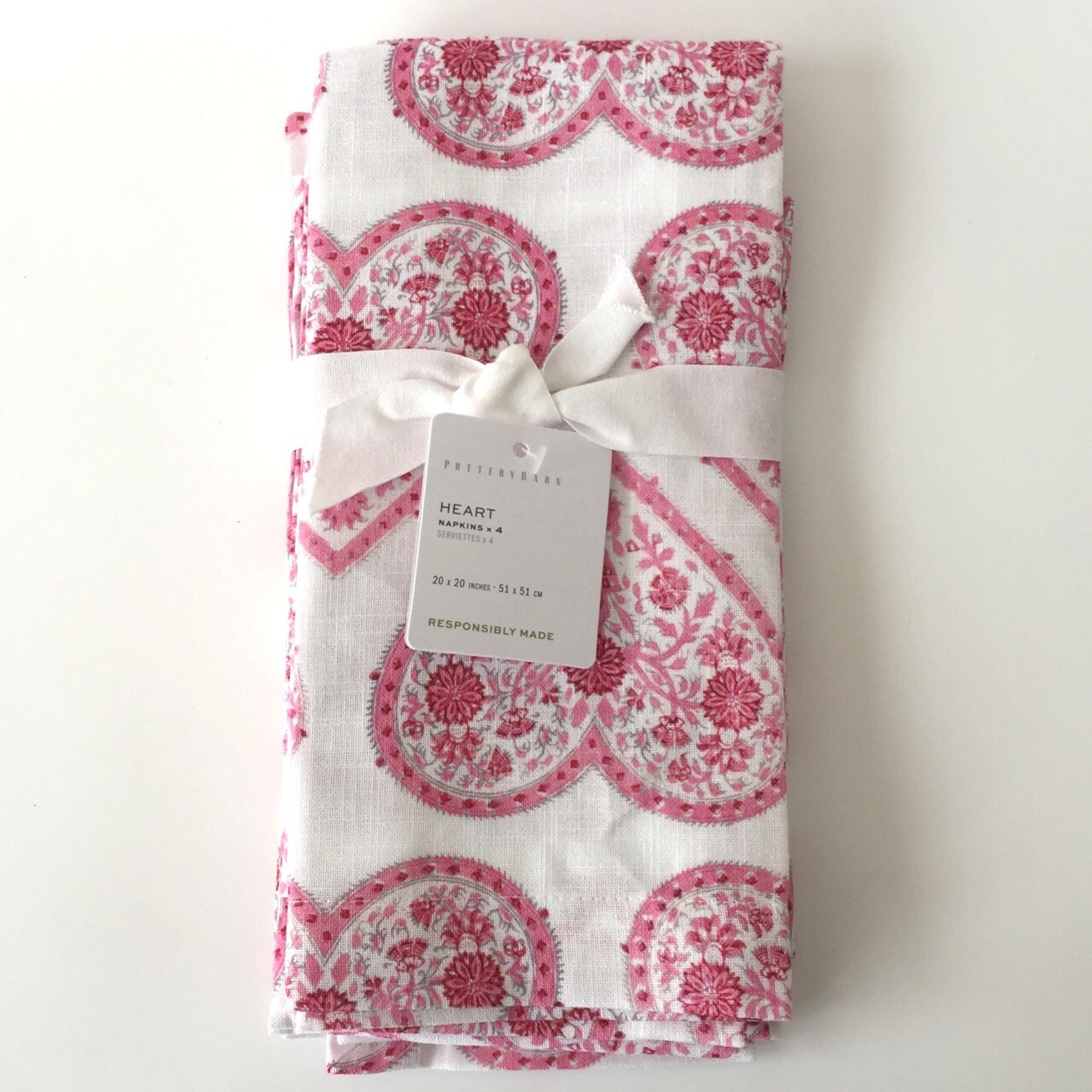 POTTERY BARN Heart Organic Cotton Napkin Set, Set of 4, 20in x20in, 6869073