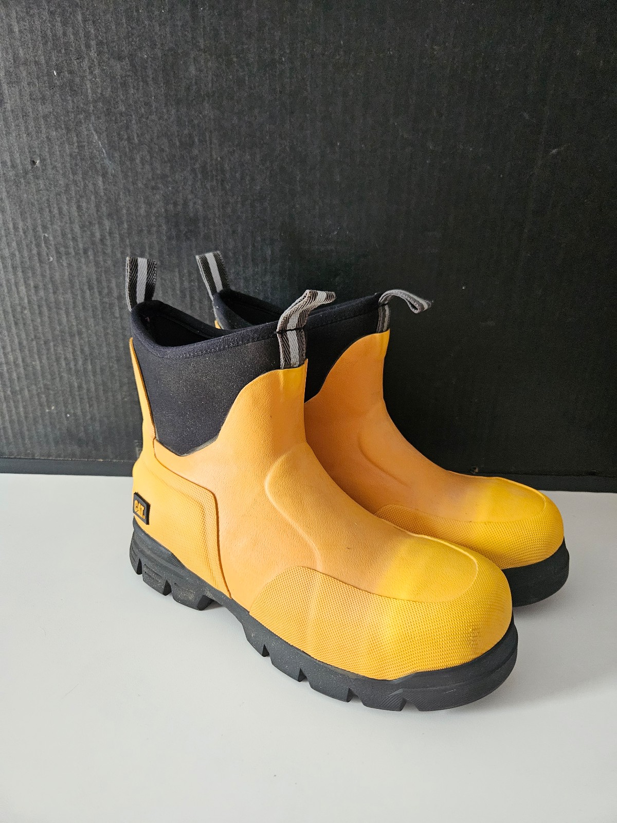 CAT Yellow Rubber Stormers 6 in. Steel Toe Waterproof Work Boots men 9