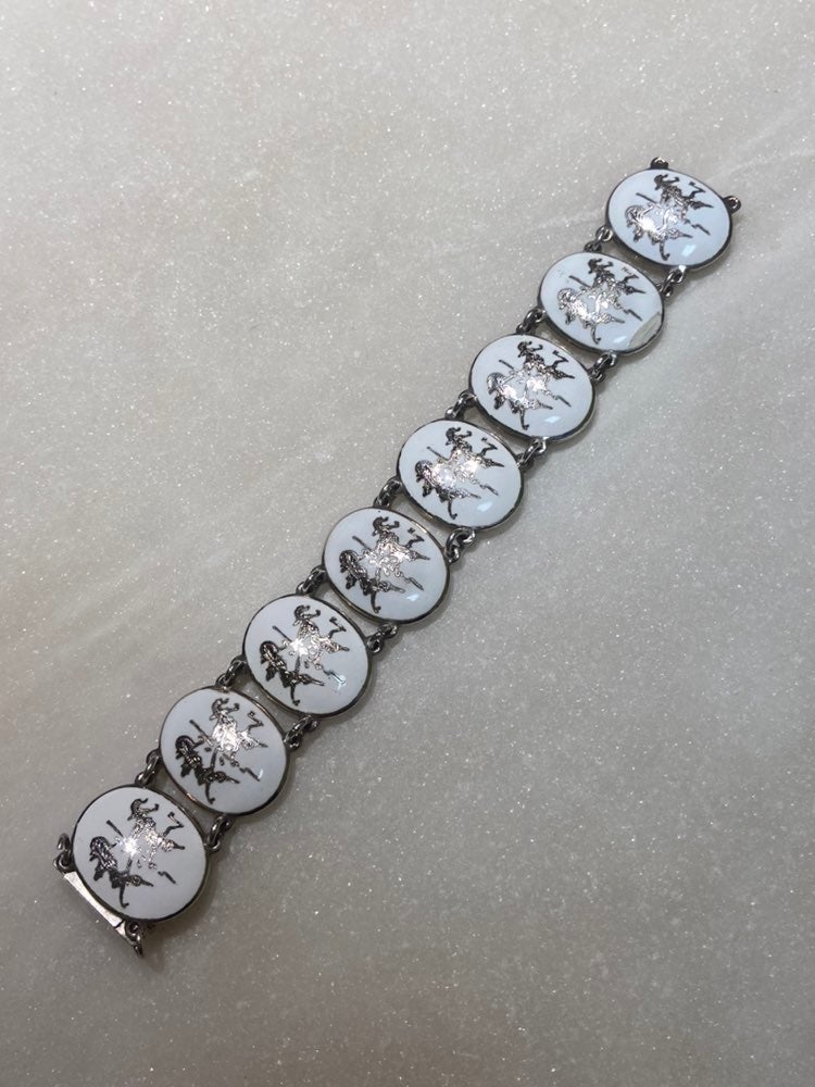 Siam White Enamel 44GR Link