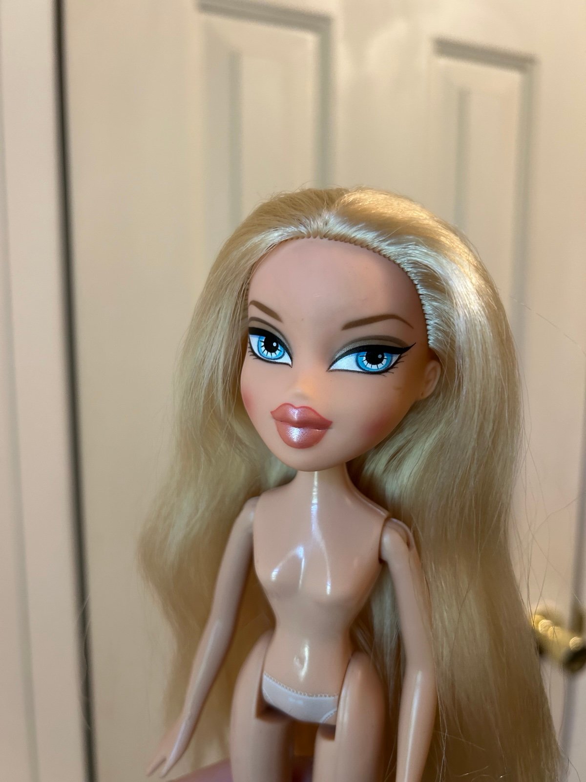 bratz dance crewz cloe doll
