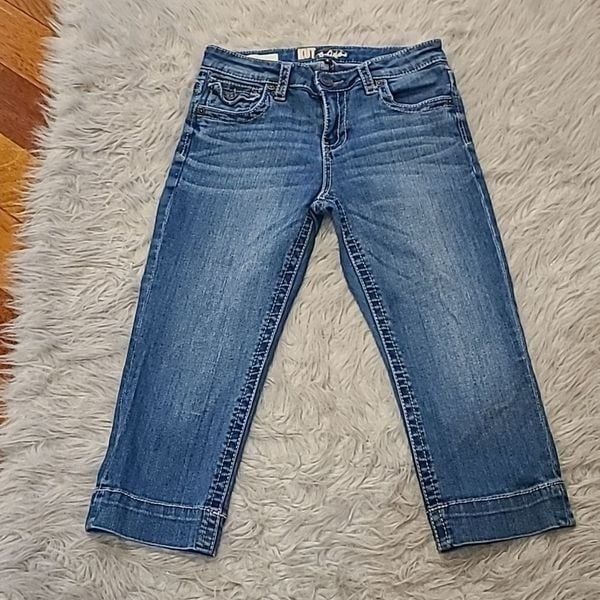 Kut from the kloth Natalie crop blue cropped jeans size 2