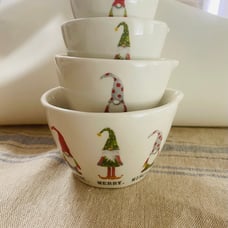 Rae Dunn Christmas 3 Gnome Measuring cups Discontinued ❤️