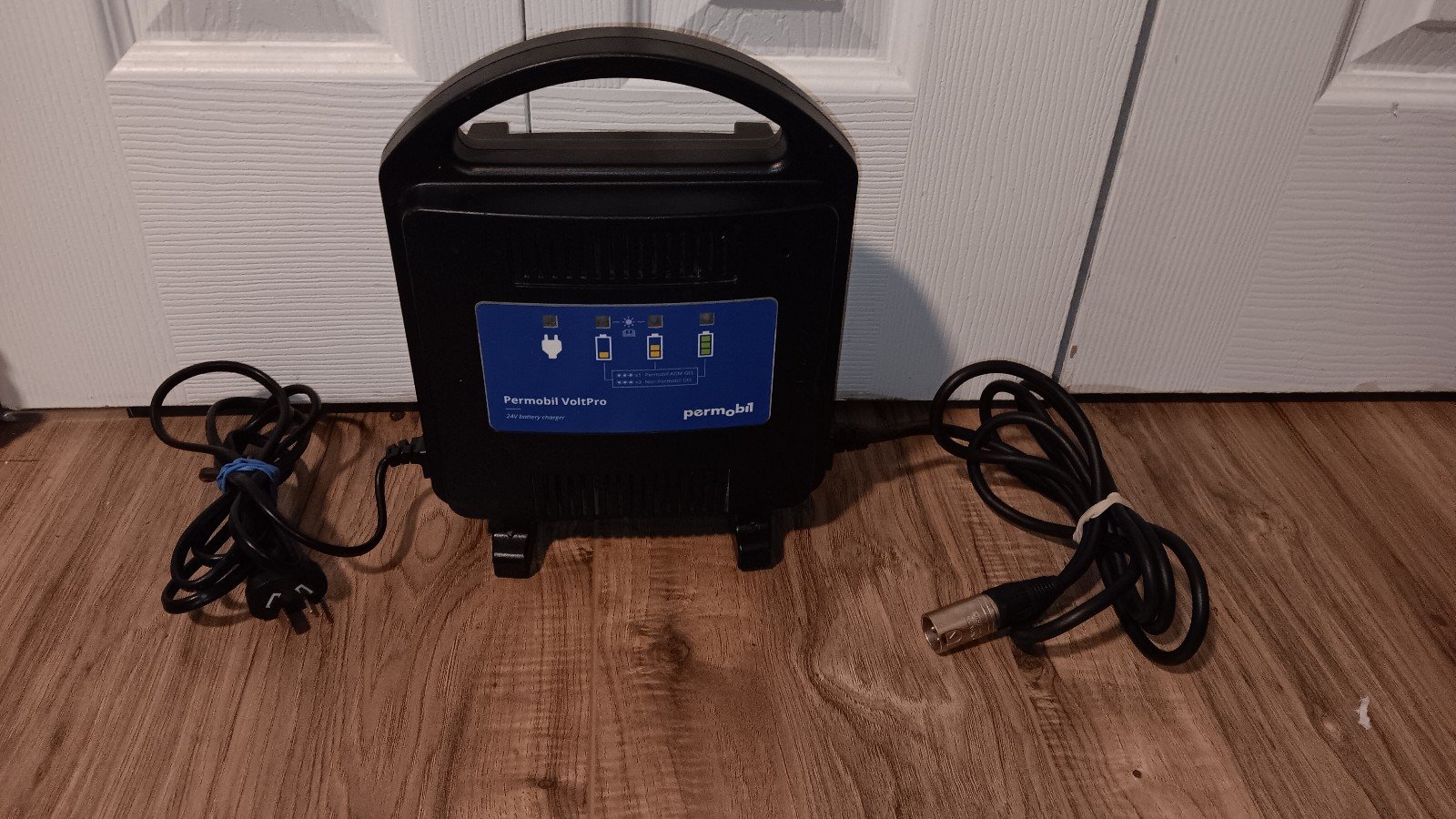 Permobil 10amp VoltPro Power Wheelchair Battery Charger 24V 10A 616273