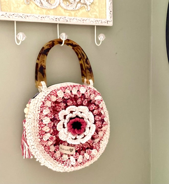 Crochet Boho Bloom Bag Purse Handcrafted In USA Circular Floral Reg Cream Zipper