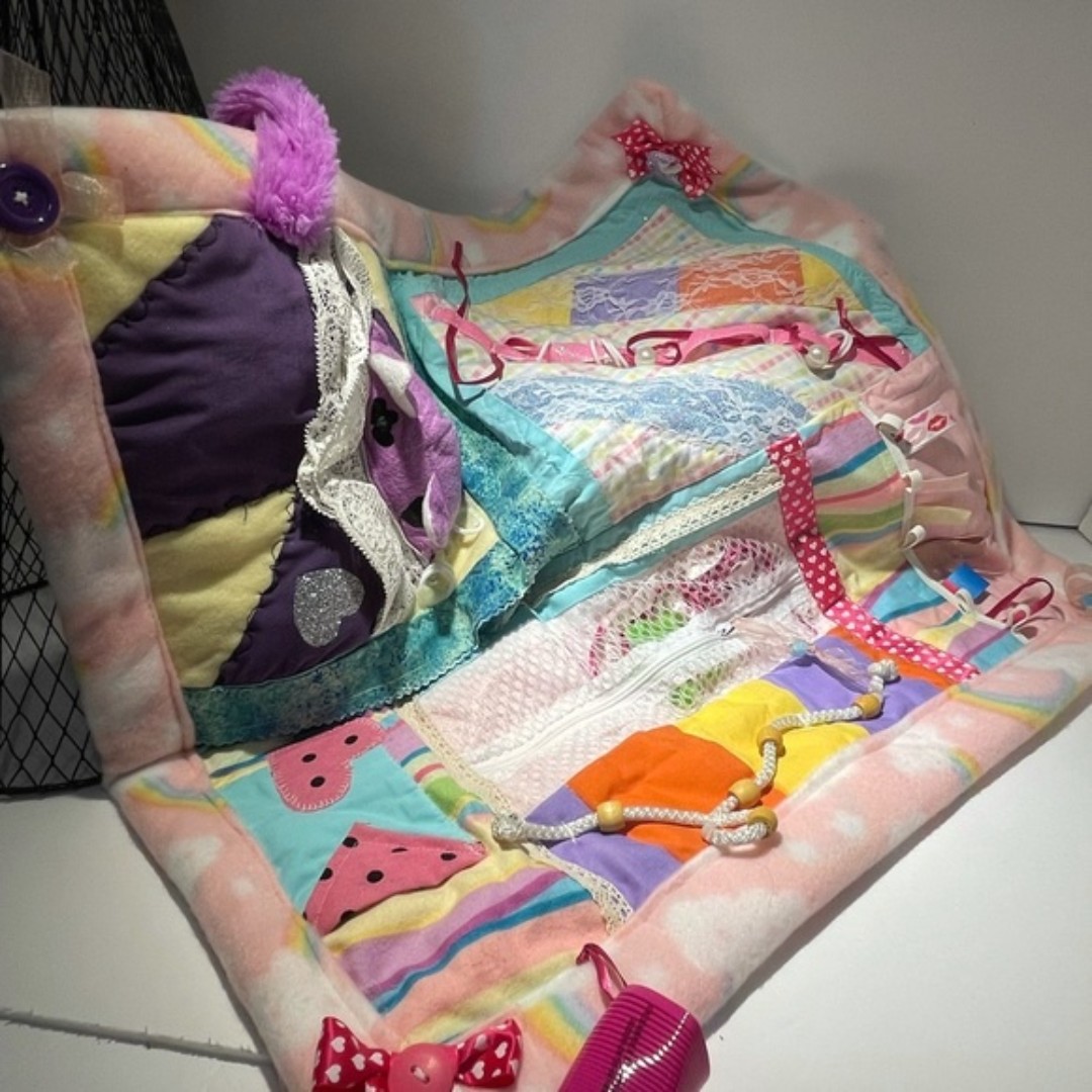 Handmade/created fidget quilt/Fox/girly/soft