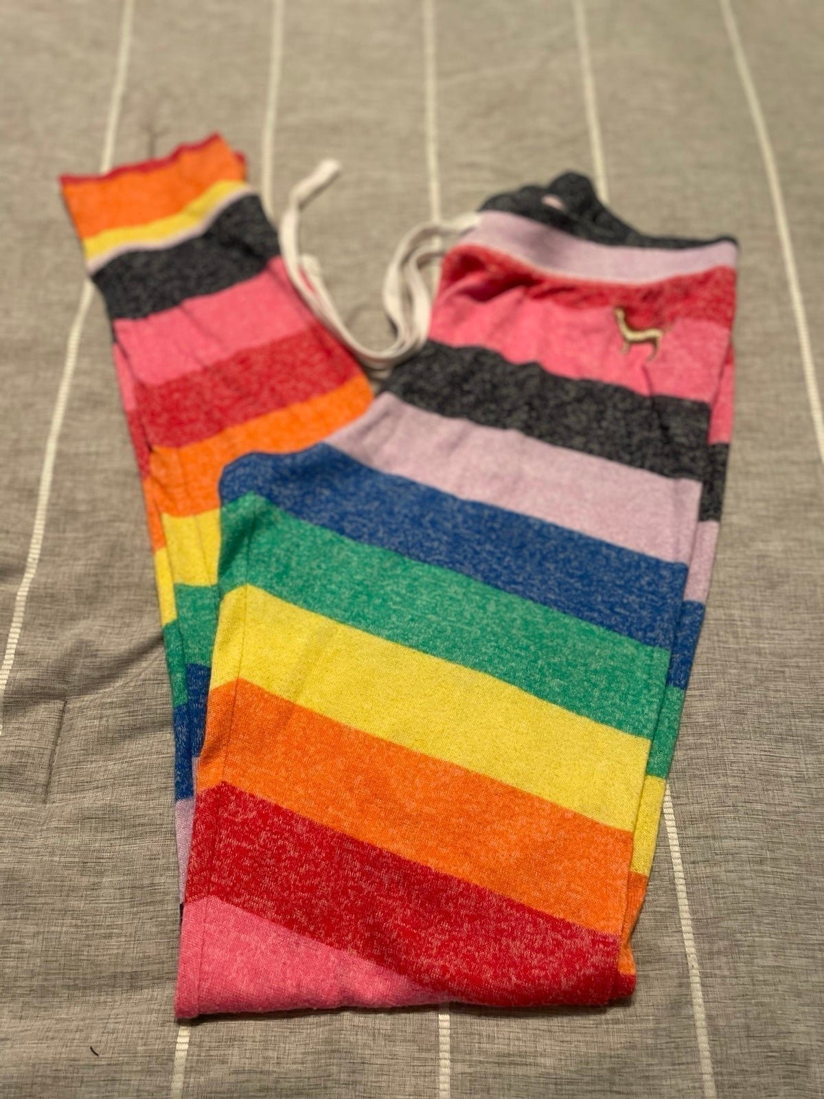 Victoria’s Secret PINK RARE Rainbow striped pajama pant Size XS