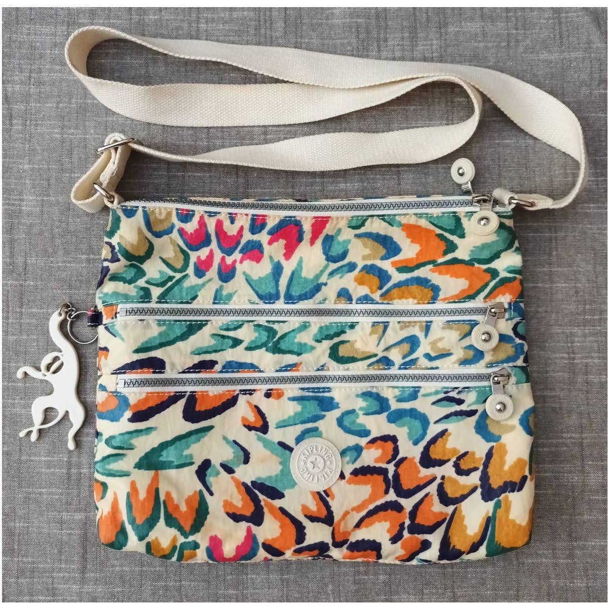 Kipling hotsell rainbow bag