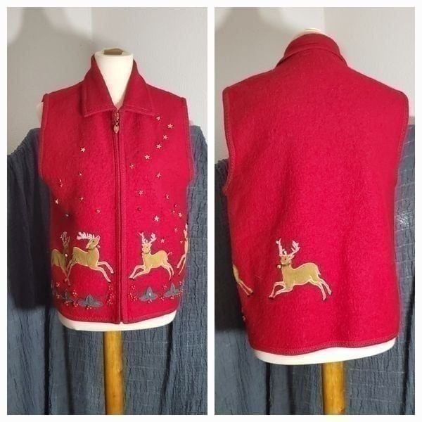 Lisa International Red Christmas Reindeer 100% Wool Vest Size M
