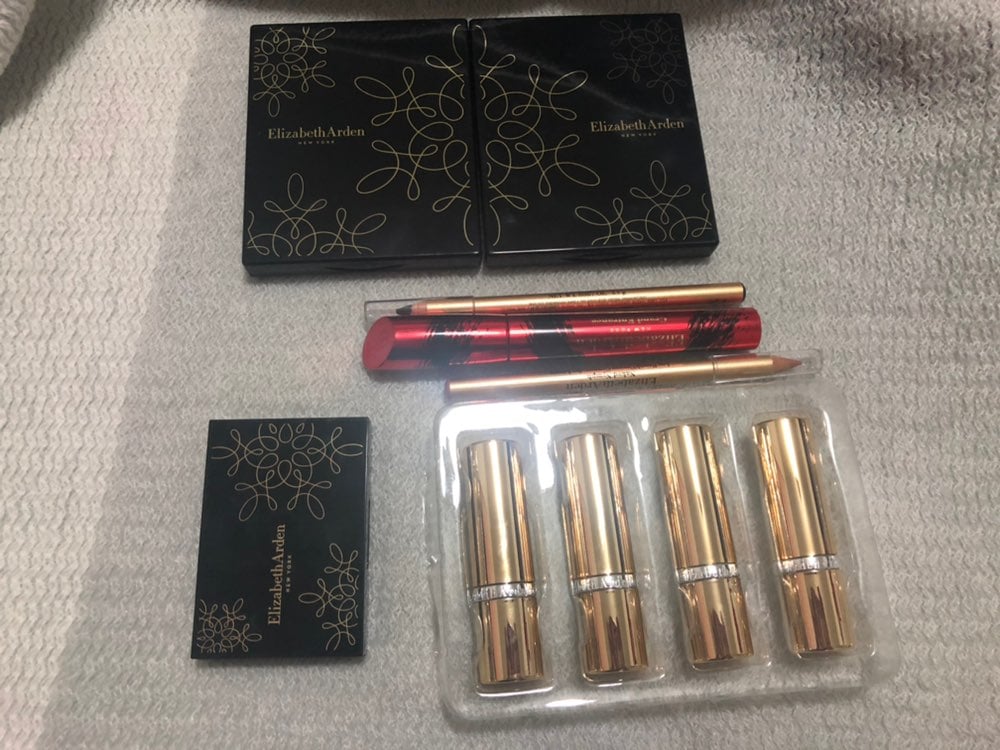 elizabeth Arden full size cosmetic batch