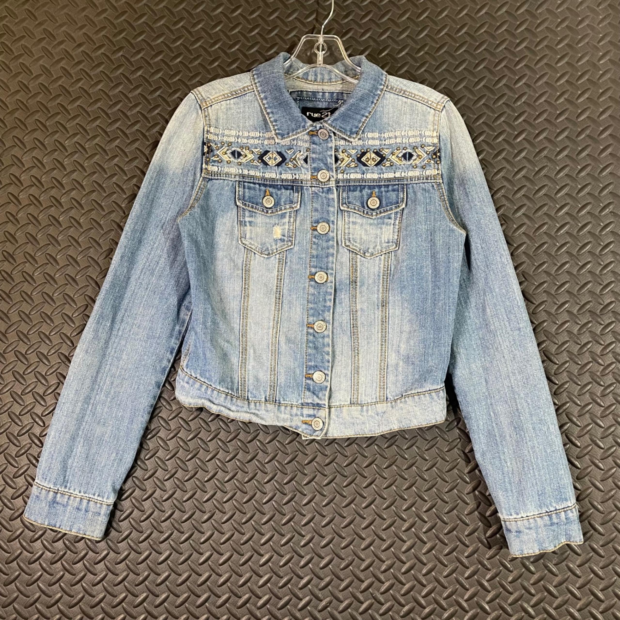 Rue21 Women's Embroidered Denim Jacket Size Small Blue Aztec Western Boho Jean