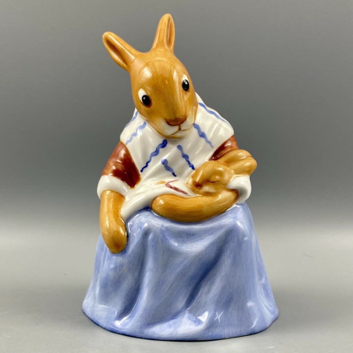 Mother Bunnykins Figurine DB472 75th Anniversary 207/500 Royal Doulton 2009 COA