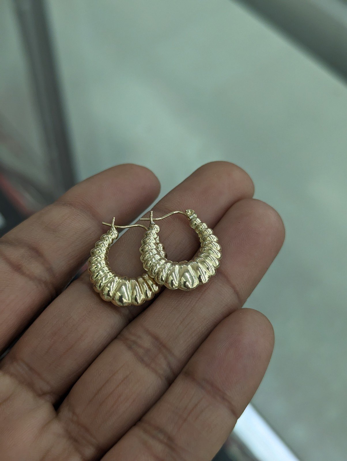 10kt Real Gold Earring