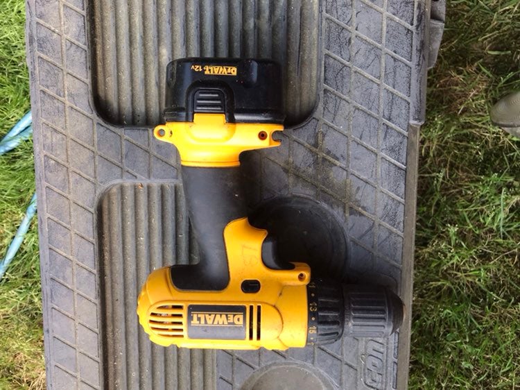 Dewalt battery drill