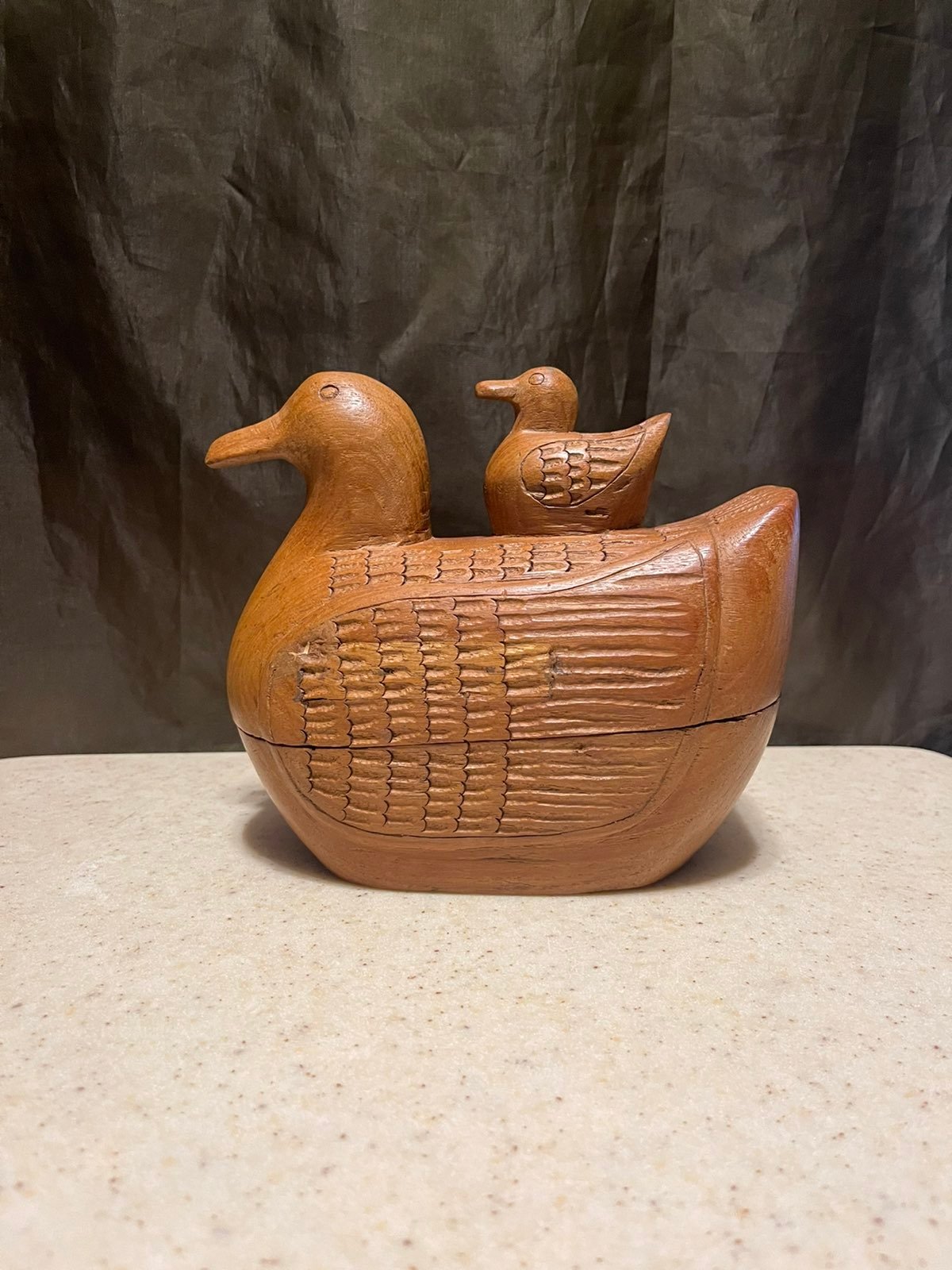 Thai Hand Carved Wood Duck And Duckling With Storage Box 6 x 5 x 3 Preowned