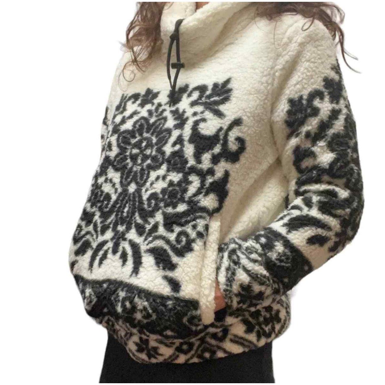 Sabrina Lauren Sherpa Pullover Cowl Neck Black White Patterned Sweater XL