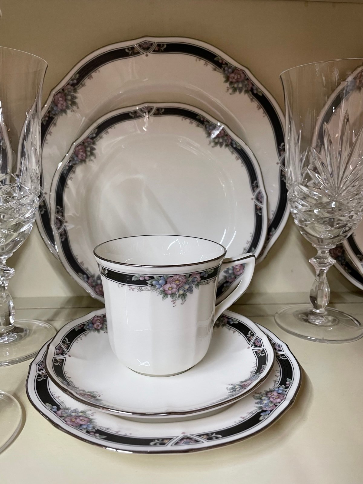 1 five piece place setting noritake afton
