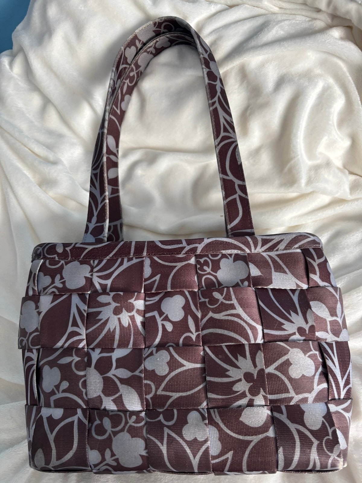 Harveys Seatbelt bag, Chocolate Floral Medium Tote