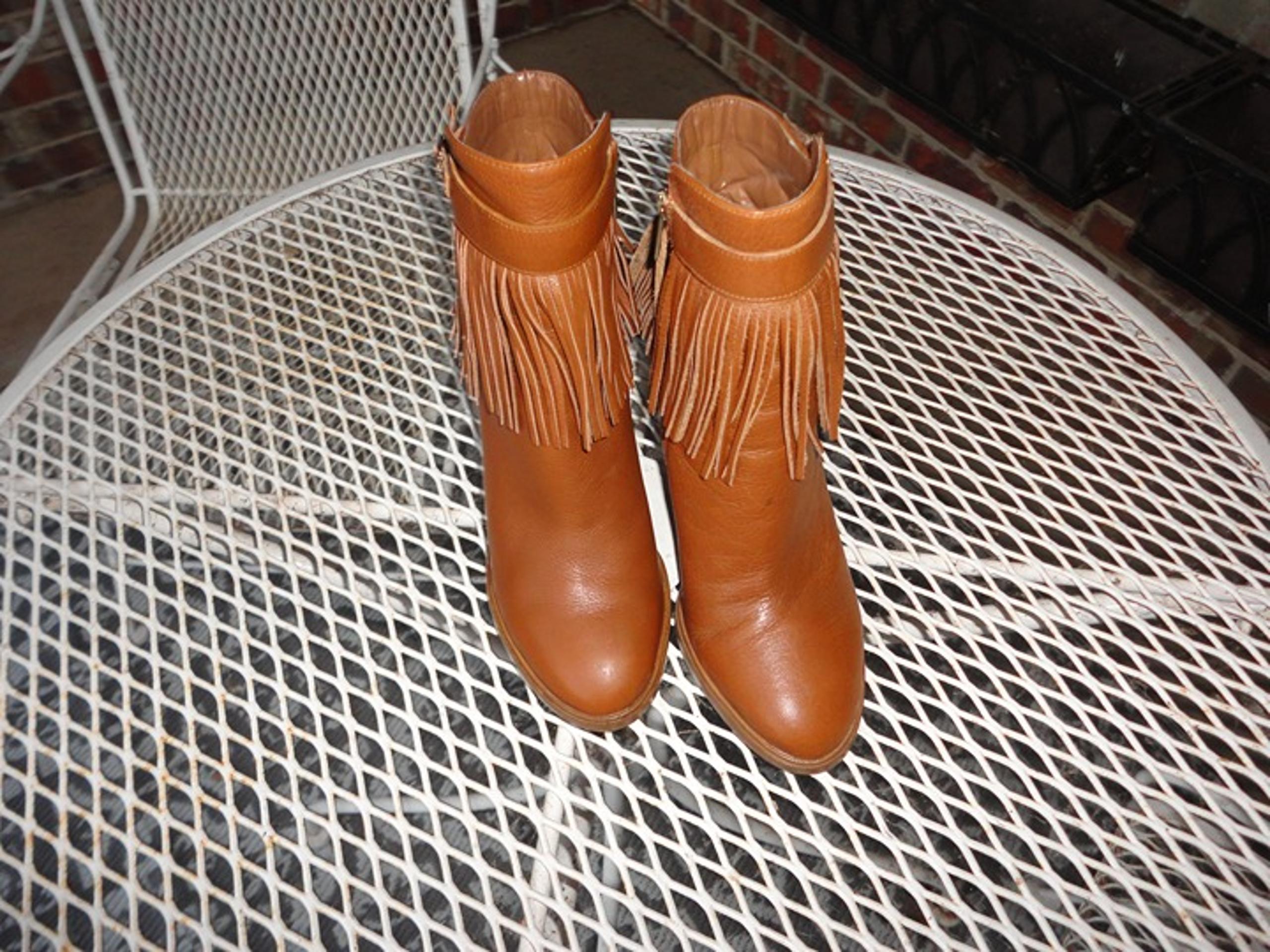 IVANKA TRUMP Women's Brown Leather Block Heel Boots with Fringe Size 8