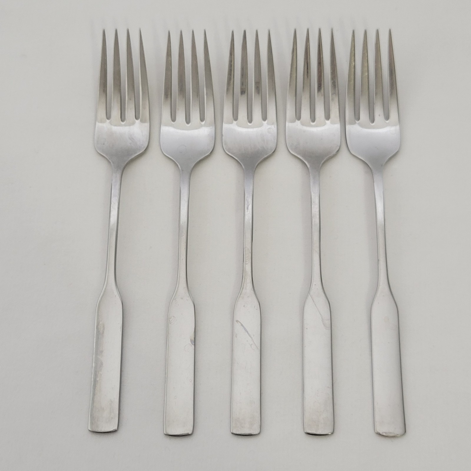 Set of 5 Oneida Stainless Modern Antique Dinner Forks Flatware 7.25