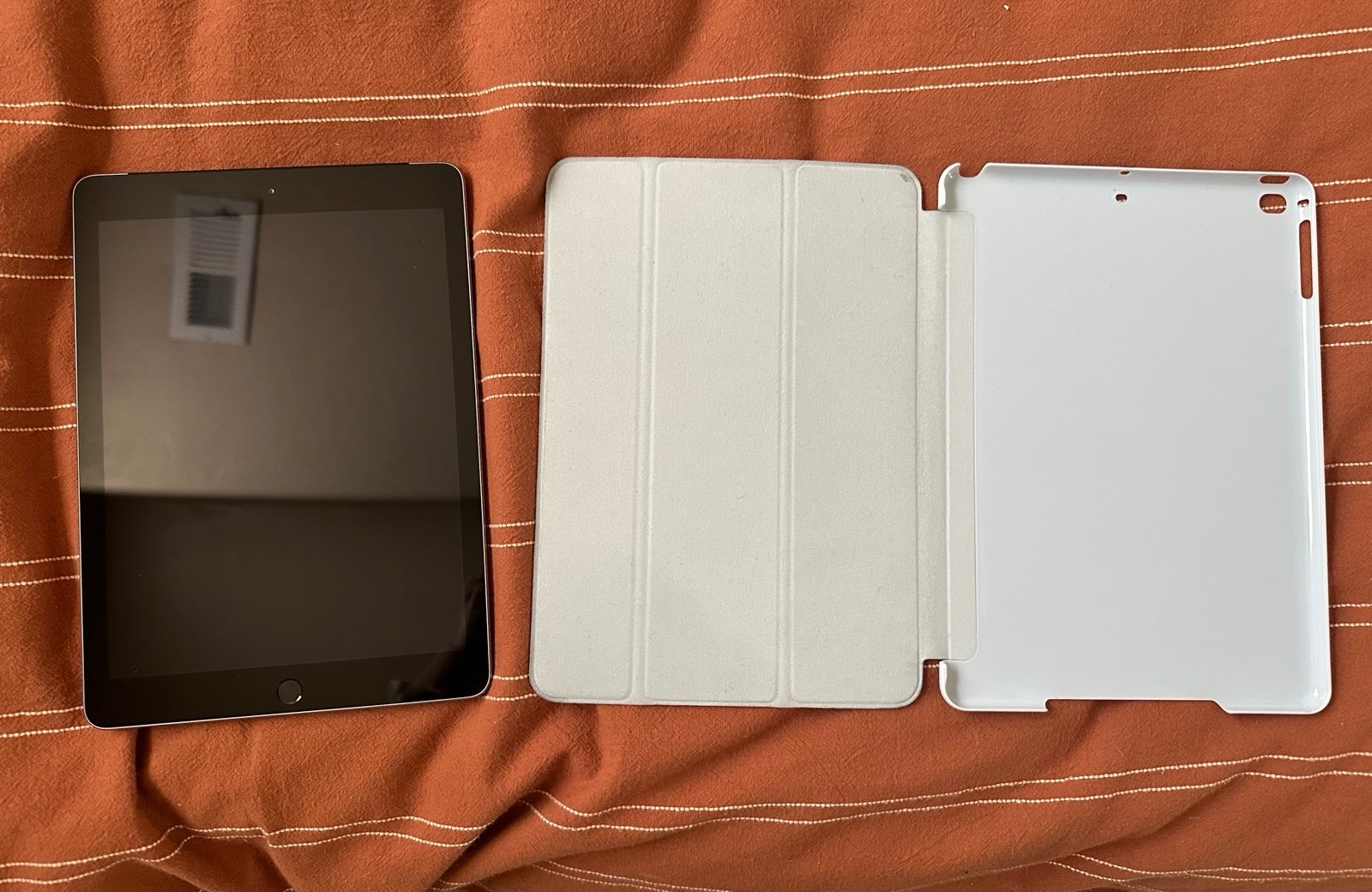 6th generation Apple IPad (case and Logi stylus included)