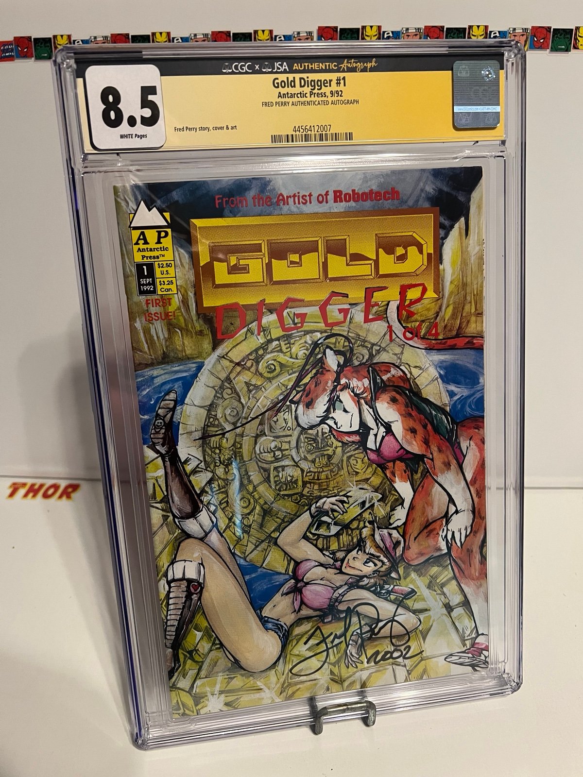 Gold Digger #1 (1992) CGC 8.5 SS/JSA signed by Fred Perry