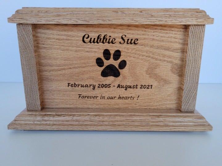 Custom Medium Pet Urn