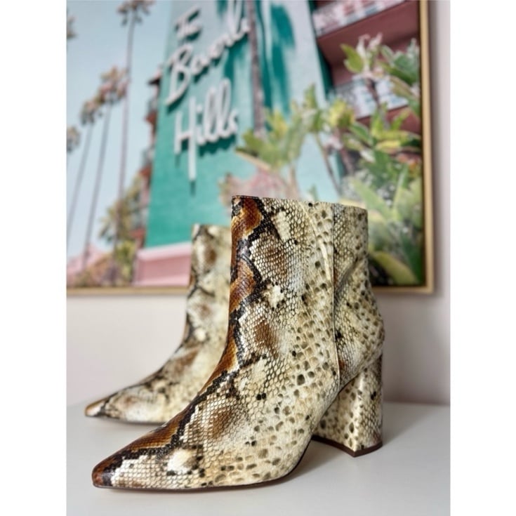 Charles David Tan Beige Snake Faux Leather Ankle Boots Virgil Booties Size 11
