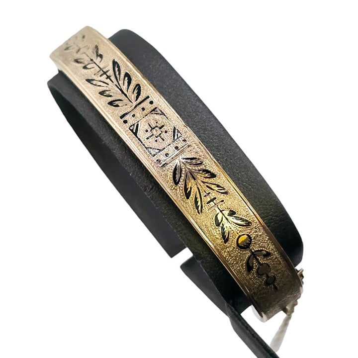 Antique Gold Filled All Over Embossed Design Bangle Bracelet (A6840)
