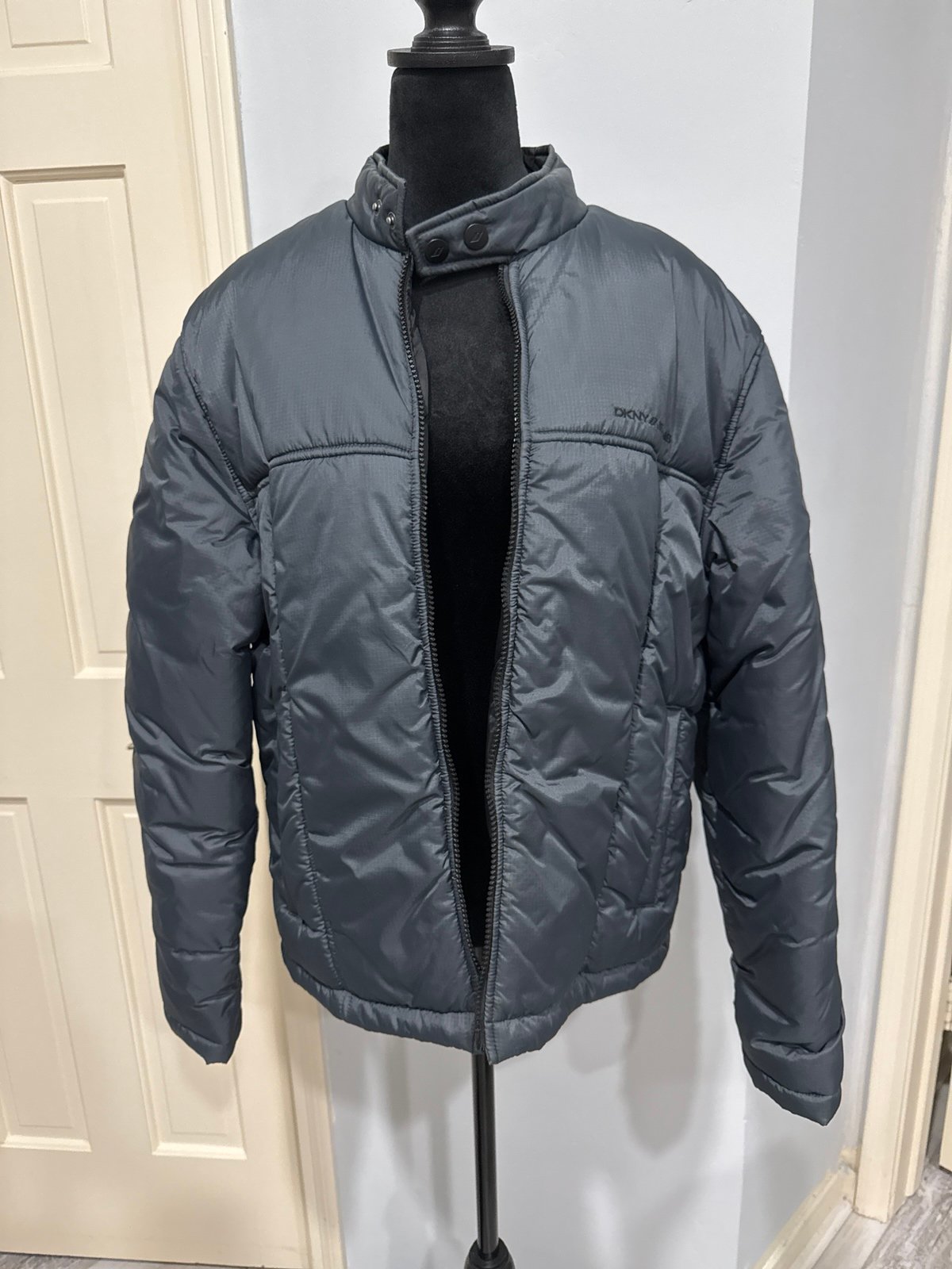DKNY mens Puffer Jacket