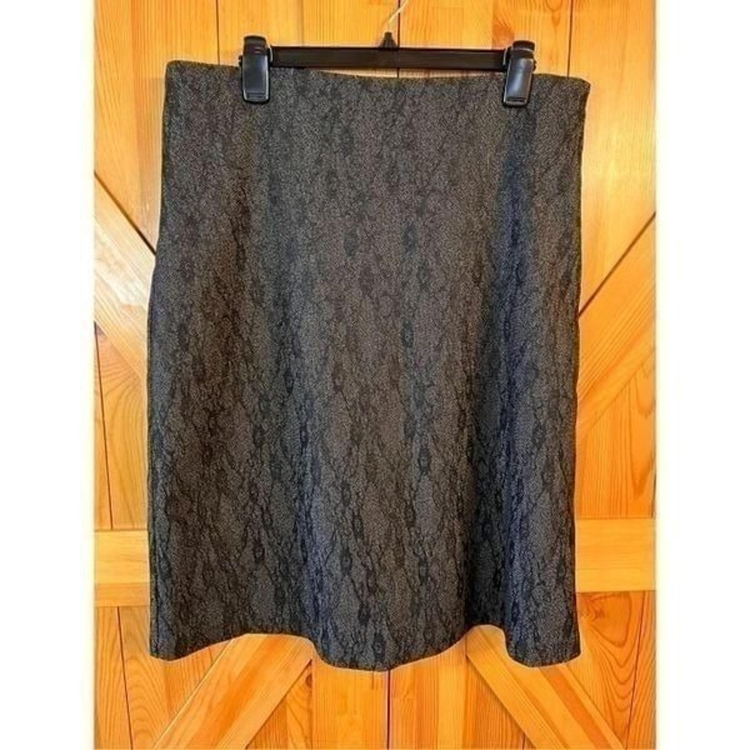 Christopher & Banks Black/Gray Skirt Size 14 (3165)